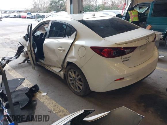 2014 Mazda 3 i Grand Touring with VIN JM1BM1W71E1202029, listed as a IAAI auction lot 41579181 with Not Provided miles and . Bid and sale history available at carsss.com. Image 3.