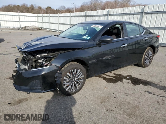 2025 Nissan Altima SV with VIN 1N4BL4DW0SN323160, listed as a Copart auction lot 46409795 with 7,821 mi miles and Salvage Title. Bid and sale history available at DreamBid. Image 1.