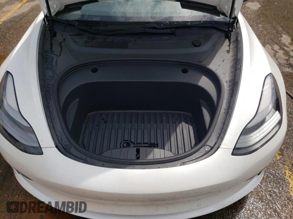 2021 Tesla Model 3 Long Range z VIN 5YJ3E1EB7MF055714, wystawiony jako Copart lot #54527535 z przebiegiem 69 321 mil mil oraz Szkoda całkowita • Salvage title. Historia ofert i sprzedaży dostępna na DreamBid. Obrazek 11.