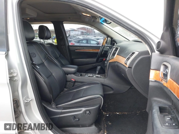 2011 Jeep Grand Cherokee Overland with VIN 1J4RS6GT9BC531830, listed as a IAAI auction lot 41960640 with 175,310 mi miles and . Bid and sale history available at DreamBid. Image 5.