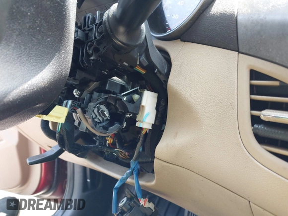 2013 Hyundai Elantra GLS с VIN 5NPDH4AE4DH301827, выставлен на аукционе IAAI как лот 42213454 с пробегом 155 537 миль миль и . История ставок и продаж доступна на DreamBid. Изображение 6.