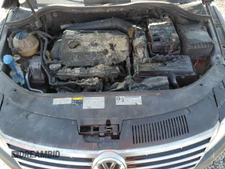 2016 Volkswagen CC Sport with VIN WVWBP7AN6GE513550, listed as a Copart auction lot 65621524 with 151,038 mi miles and Salvage Title. Bid and sale history available at carsss.com. Image 11.