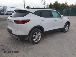 2021 Chevrolet Blazer LT z VIN 3GNKBCRSXMS551244, wystawiony jako IAAI lot #41717299 z przebiegiem 72 151 mil mil oraz . Historia ofert i sprzedaży dostępna na DreamBid. Obrazek 4.