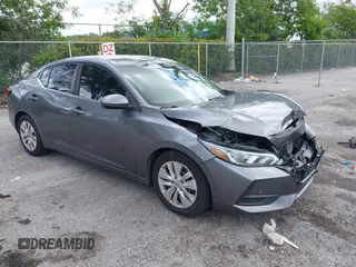 2020 Nissan Sentra S z VIN 3N1AB8BV6LY206345, wystawiony jako IAAI lot #42434129 z przebiegiem 142 906 mil mil oraz . Historia ofert i sprzedaży dostępna na DreamBid. Obrazek 1.