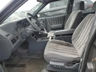 1988 Oldsmobile Cutlass z VIN 2G3AJ5133J2335499, wystawiony jako Copart lot #44587035 z przebiegiem 90 432 mil mil oraz Tytuł czysty. Historia ofert i sprzedaży dostępna na DreamBid. Obrazek 7.