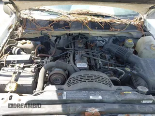 1996 Jeep Grand Cherokee Laredo with VIN 1J4EX58S6TC126610, listed as a IAAI auction lot 41801779 with 1 mi miles. Bid and sale history available at carsss.com. Image 10.
