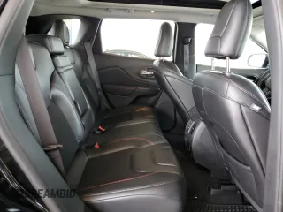 2019 Jeep Cherokee Trailhawk with VIN 1C4PJMBN7KD374676, listed as a Copart auction lot 51504125 with 34,323 mi miles and Salvage Title. Bid and sale history available at DreamBid. Image 12.