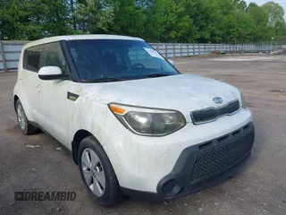 2014 Kia Soul with VIN KNDJN2A20E7011516, listed as a IAAI auction lot 42101150 with 118,288 mi miles. Bid and sale history available at carsss.com. Image 1.