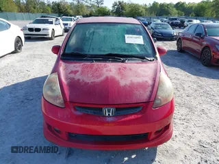 2008 Honda Fit Sport with VIN JHMGD386X8S029209, listed as a IAAI auction lot 42012099 with 263,904 mi miles. Bid and sale history available at carsss.com. Image 12.