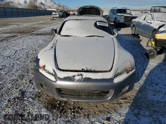 2000 Honda S2000 z VIN JHMAP114XYT005335, wystawiony jako Copart lot #44840025 z przebiegiem 128 845 mil mil oraz Czysty tytuł • Clean title. Historia ofert i sprzedaży dostępna na DreamBid. Obrazek 5.