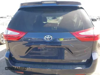2019 Toyota Sienna XLE with VIN 5TDDZ3DC9KS220976, listed as a IAAI auction lot 41667049 with 92,568 mi miles and . Bid and sale history available at DreamBid. Image 16.