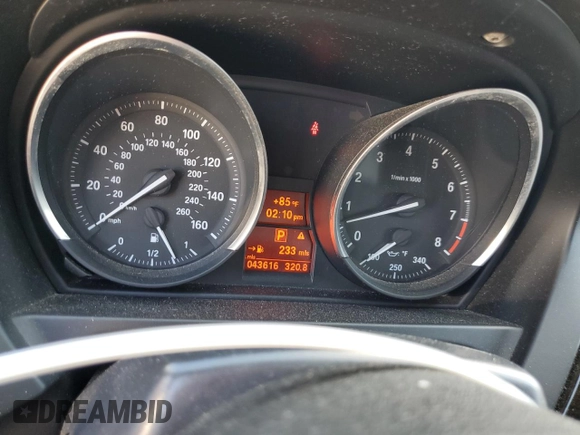 2013 BMW Z4 sDrive35i with VIN WBALM7C58DE385458, listed as a Copart auction lot 77959004 with 43,616 mi miles and Salvage Title. Bid and sale history available at carsss.com. Image 9.