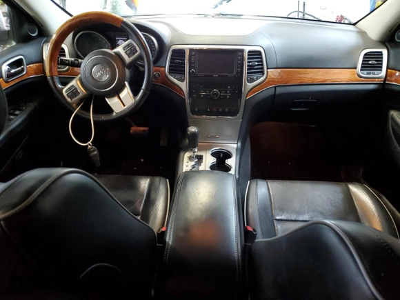 2013 Jeep Grand Cherokee Overland with VIN 1C4RJFCG2DC622345, listed as a Copart auction lot 49640325 with 192,144 mi miles and Salvage Title. Bid and sale history available at carsss.com. Image 8.