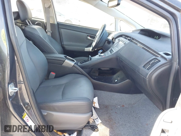 2015 Toyota Prius Four with VIN JTDKN3DU3F0460559, listed as a IAAI auction lot 41427463 with 112,083 mi miles and . Bid and sale history available at DreamBid. Image 5.