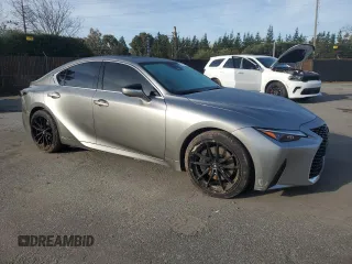 2023 Lexus IS 300 z VIN JTHCA1D25P5124076, wystawiony jako Copart lot #50230935 z przebiegiem 12 710 mil mil oraz Szkoda całkowita • Salvage title. Historia ofert i sprzedaży dostępna na DreamBid. Obrazek 4.