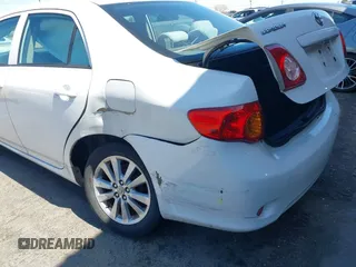2010 Toyota Corolla z VIN 1NXBU4EE9AZ236130, wystawiony jako IAAI lot #41939861 z przebiegiem 153 922 mil mil oraz . Historia ofert i sprzedaży dostępna na DreamBid. Obrazek 6.