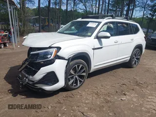 2024 Volkswagen Atlas SEL Premium R-Line with VIN 1V2FR2CA2RC617765, listed as a IAAI auction lot 41990546 with 15,098 mi miles and . Bid and sale history available at DreamBid. Image 18.