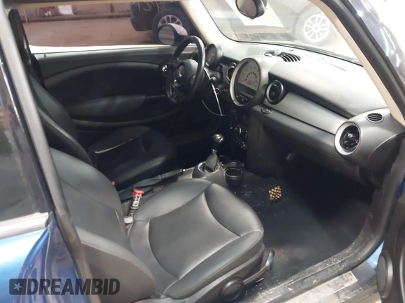 2012 MINI Hardtop with VIN WMWSU3C50CT254586, listed as a IAAI auction lot 42134122 with 223,669 mi miles and . Bid and sale history available at DreamBid. Image 5.