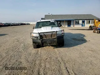2003 GMC Sierra 1500HD SLT z VIN 1GTGK13U53F217669, wystawiony jako Copart lot #74547254 z przebiegiem 204 966 mil mil oraz Czysty tytuł • Clean title. Historia ofert i sprzedaży dostępna na DreamBid. Obrazek 10.