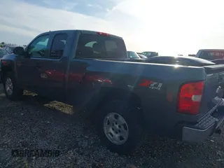 2011 Chevrolet Silverado 1500 LT with VIN 1GCRKSE31BZ279036, listed as a IAAI auction lot 41597291 with 293,576 mi miles and . Bid and sale history available at DreamBid. Image 3.
