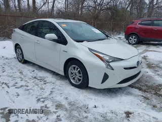 2018 Toyota Prius Two with VIN JTDKARFU9J3054742, listed as a IAAI auction lot 41641032 with 209,986 mi miles. Bid and sale history available at carsss.com. Image 1.