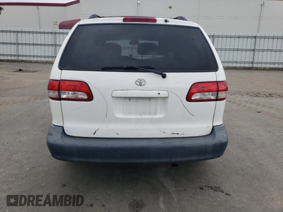 2001 Toyota Sienna CE with VIN 4T3ZF19C01U343011, listed as a Copart auction lot 43470235 with 161,824 mi miles and Salvage Title. Bid and sale history available at carsss.com. Image 6.