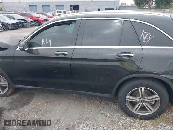 2022 Mercedes-Benz GLC 300 with VIN W1N0G8DB6NV391826, listed as a IAAI auction lot 42266256 with Not provided miles and . Bid and sale history available at DreamBid. Image 15.