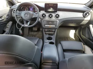 2018 Mercedes-Benz GLA 250 z VIN WDCTG4EB4JJ497585, wystawiony jako Copart lot #57589635 z przebiegiem 82 844 mil mil oraz Szkoda całkowita • Salvage title. Historia ofert i sprzedaży dostępna na DreamBid. Obrazek 8.