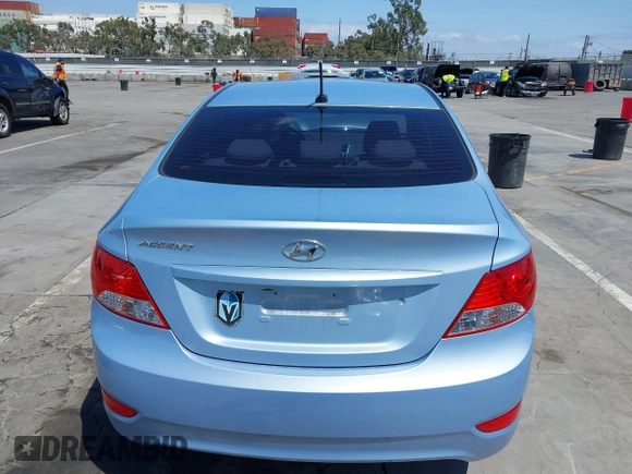 2012 Hyundai Accent GLS z VIN KMHCU4AE1CU057299, wystawiony jako IAAI lot #42130443 z przebiegiem 65 901 mil mil oraz . Historia ofert i sprzedaży dostępna na DreamBid. Obrazek 17.