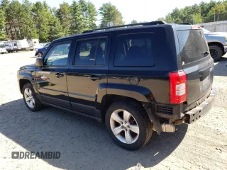 2014 Jeep Patriot Sport with VIN 1C4NJPBA7ED585483, listed as a Copart auction lot 68927324 with 204,218 mi miles and Salvage title. Bid and sale history available at DreamBid. Image 2.