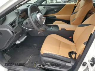 2025 Lexus ES 350 z VIN 58ACZ1B15SU192014, wystawiony jako Copart lot #58433695 z przebiegiem 4 158 mil mil oraz Szkoda całkowita • Salvage title. Historia ofert i sprzedaży dostępna na DreamBid. Obrazek 7.