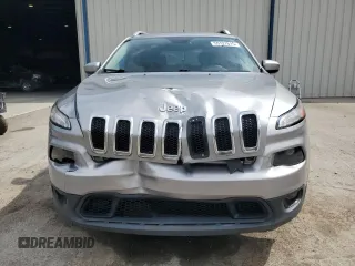 2017 Jeep Cherokee Latitude with VIN 1C4PJMCS9HW634285, listed as a Copart auction lot 59107615 with 136,984 mi miles and Salvage title. Bid and sale history available at DreamBid. Image 5.