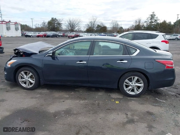 2015 Nissan Altima 2.5 S with VIN 1N4AL3AP0FC235651, listed as a IAAI auction lot 41735409 with 137,901 mi miles. Bid and sale history available at carsss.com. Image 15.