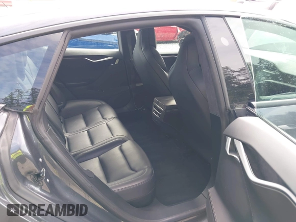 2018 Tesla Model S 75D z VIN 5YJSA1E28JF272630, wystawiony jako IAAI lot #42317422 z przebiegiem Nie podano mil oraz . Historia ofert i sprzedaży dostępna na DreamBid. Obrazek 8.