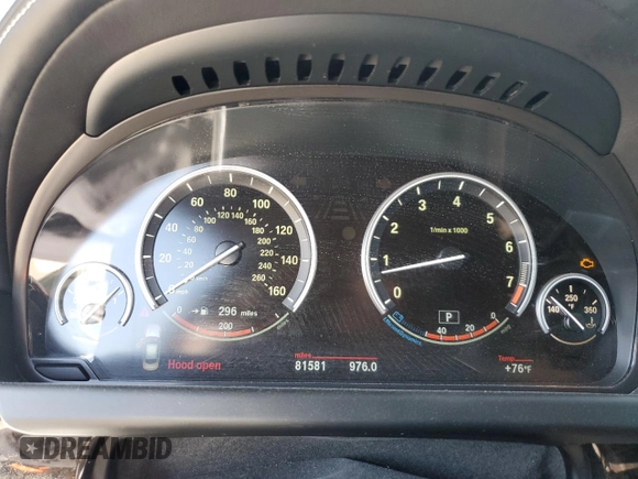 2013 BMW 6 Series 650i xDrive with VIN WBA6B4C54DD098738, listed as a Copart auction lot 75511714 with 81,581 mi miles and Salvage Title. Bid and sale history available at carsss.com. Image 9.