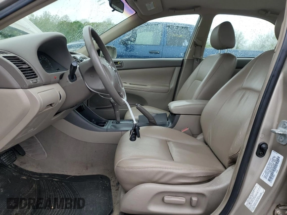 2002 Toyota Camry LE z VIN 4T1BE32K42U623283, wystawiony jako Copart lot #55631065 z przebiegiem 96 830 mil mil oraz Szkoda całkowita • Salvage title. Historia ofert i sprzedaży dostępna na DreamBid. Obrazek 7.