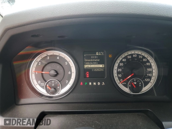 2016 Ram 1500 Express z VIN 1C6RR7FG7GS253879, wystawiony jako Copart lot #57152595 z przebiegiem 118 262 mil mil oraz Czysty tytuł • Clean title. Historia ofert i sprzedaży dostępna na DreamBid. Obrazek 9.