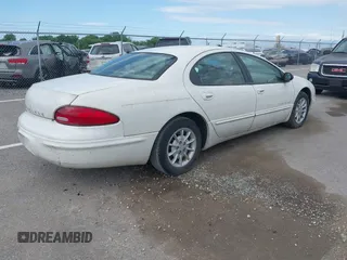 1999 Chrysler Concorde LX z VIN 2C3HD46RXXH620742, wystawiony jako IAAI lot #42292747 z przebiegiem Nie podano mil oraz . Historia ofert i sprzedaży dostępna na DreamBid. Obrazek 4.