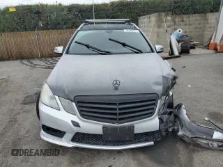 2011 Mercedes-Benz E 350 Luxury with VIN WDDHH8HB8BA351807, listed as a Copart auction lot 84492674 with 122,509 mi miles and Salvage Title. Bid and sale history available at DreamBid. Image 5.