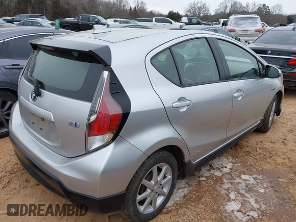 2017 Toyota Prius One z VIN JTDKDTB37H1595957, wystawiony jako IAAI lot #41380936 z przebiegiem 124 042 mil mil oraz . Historia ofert i sprzedaży dostępna na DreamBid. Obrazek 4.