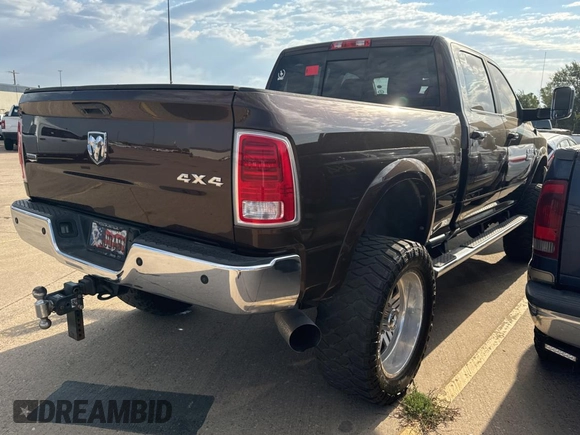 2014 Ram 3500 Laramie with VIN 3C63R3EL6EG286101, listed as a Copart auction lot 75830204 with 268,021 mi miles and Clean Title. Bid and sale history available at carsss.com. Image 4.
