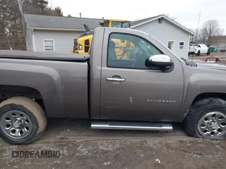 2012 Chevrolet Silverado 1500 LT with VIN 1GCNKSE00CZ326935, listed as a IAAI auction lot 41445520 with 121,035 mi miles. Bid and sale history available at carsss.com. Image 14.