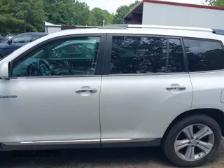 2012 Toyota Highlander Limited with VIN 5TDYK3EH3CS071045, listed as a IAAI auction lot 42755735 with 194,169 mi miles and . Bid and sale history available at DreamBid. Image 15.