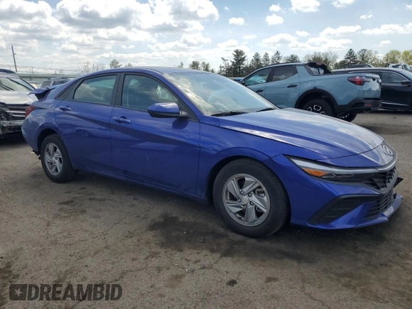 2024 Hyundai Elantra SE z VIN KMHLL4DGXRU654573, wystawiony jako Copart lot #54004355 z przebiegiem 10 453 mil mil oraz Szkoda całkowita • Salvage title. Historia ofert i sprzedaży dostępna na DreamBid. Obrazek 4.