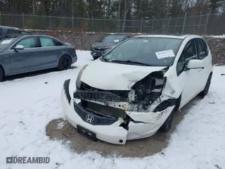 2013 Honda Fit with VIN JHMGE8H39DC080964, listed as a IAAI auction lot 41316772 with 91,526 mi miles. Bid and sale history available at carsss.com. Image 6.