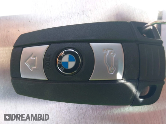 2007 BMW 3 Series 328i with VIN WBAVA33567KX82585, listed as a IAAI auction lot 42283847 with 134,093 mi miles and . Bid and sale history available at DreamBid. Image 11.