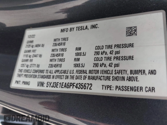 2023 Tesla Model 3 z VIN 5YJ3E1EA6PF435672, wystawiony jako IAAI lot #42375203 z przebiegiem 30 688 mil mil oraz . Historia ofert i sprzedaży dostępna na DreamBid. Obrazek 9.