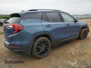 2024 GMC Terrain SLT with VIN 3GKALVEGXRL402255, listed as a Copart auction lot 58592915 with 8,998 mi miles and Salvage title. Bid and sale history available at DreamBid. Image 3.