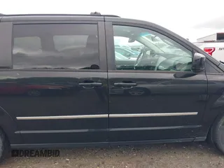 2010 Dodge Grand Caravan SXT with VIN 2D4RN5D11AR154526, listed as a IAAI auction lot 42009099 with 239,343 mi miles and . Bid and sale history available at DreamBid. Image 14.