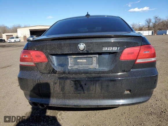 2009 BMW 3 Series 328i xDrive with VIN WBAWV53519PF95574, listed as a Copart auction lot 50928265 with 186,937 mi miles and Salvage Title. Bid and sale history available at carsss.com. Image 6.